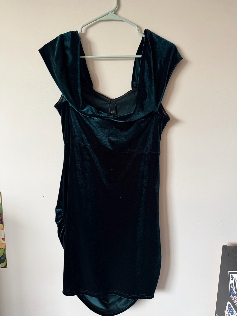 Cider Deep Emerald Velvet Midi Dress - Picture 4 of 5